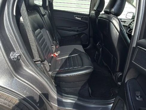 Used 2023 Ford Edge SEL AWD/4WD image 35