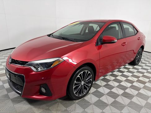 Used 2015 Toyota Corolla S image 8