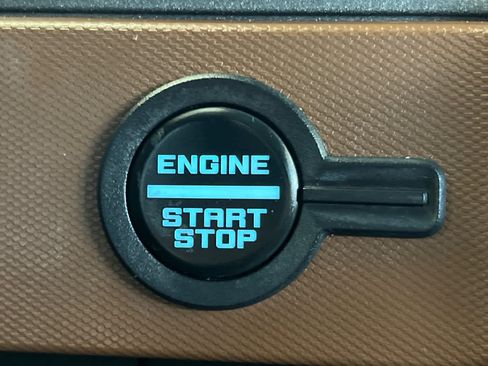 Used 2024 Ford Bronco Outer Banks w/ Sasquatch Package AWD/4WD image 25