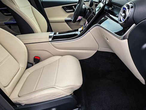 New 2026 Mercedes-Benz GLC 300 4MATIC image 42