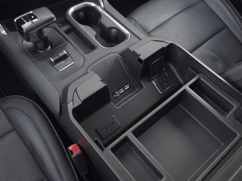 Used 2023 GMC Sierra 1500 Denali w/ Denali Reserve Package image 17