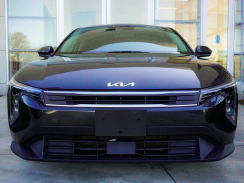 Used 2025 Kia K4 LX image 6