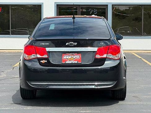Used 2014 Chevrolet Cruze LT w/ RS Package FWD image 9