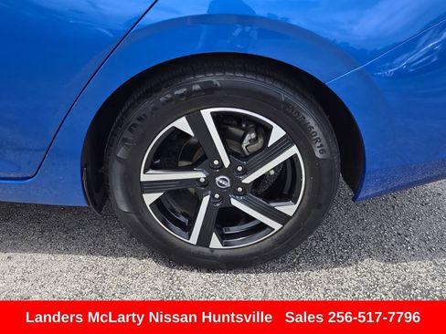 Used 2024 Nissan Sentra SV FWD image 12