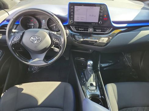 Used 2021 Toyota C-HR XLE image 15