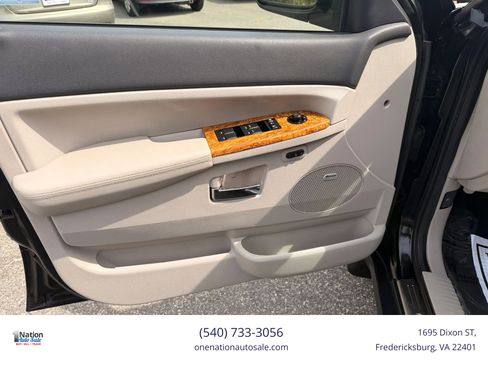 Used 2010 Jeep Grand Cherokee Limited image 13