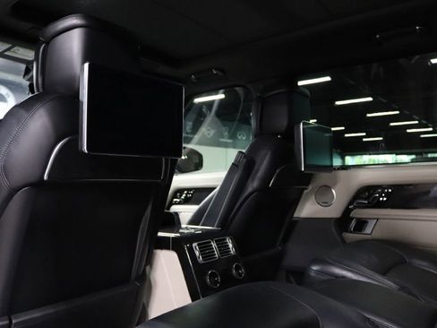 Used 2021 Land Rover Range Rover Long Wheelbase Autobiography image 23