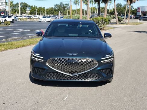 Used 2025 Genesis G70 2.5T image 10