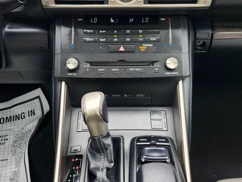 Used 2015 Lexus IS 250 AWD w/ Luxury Package image 27