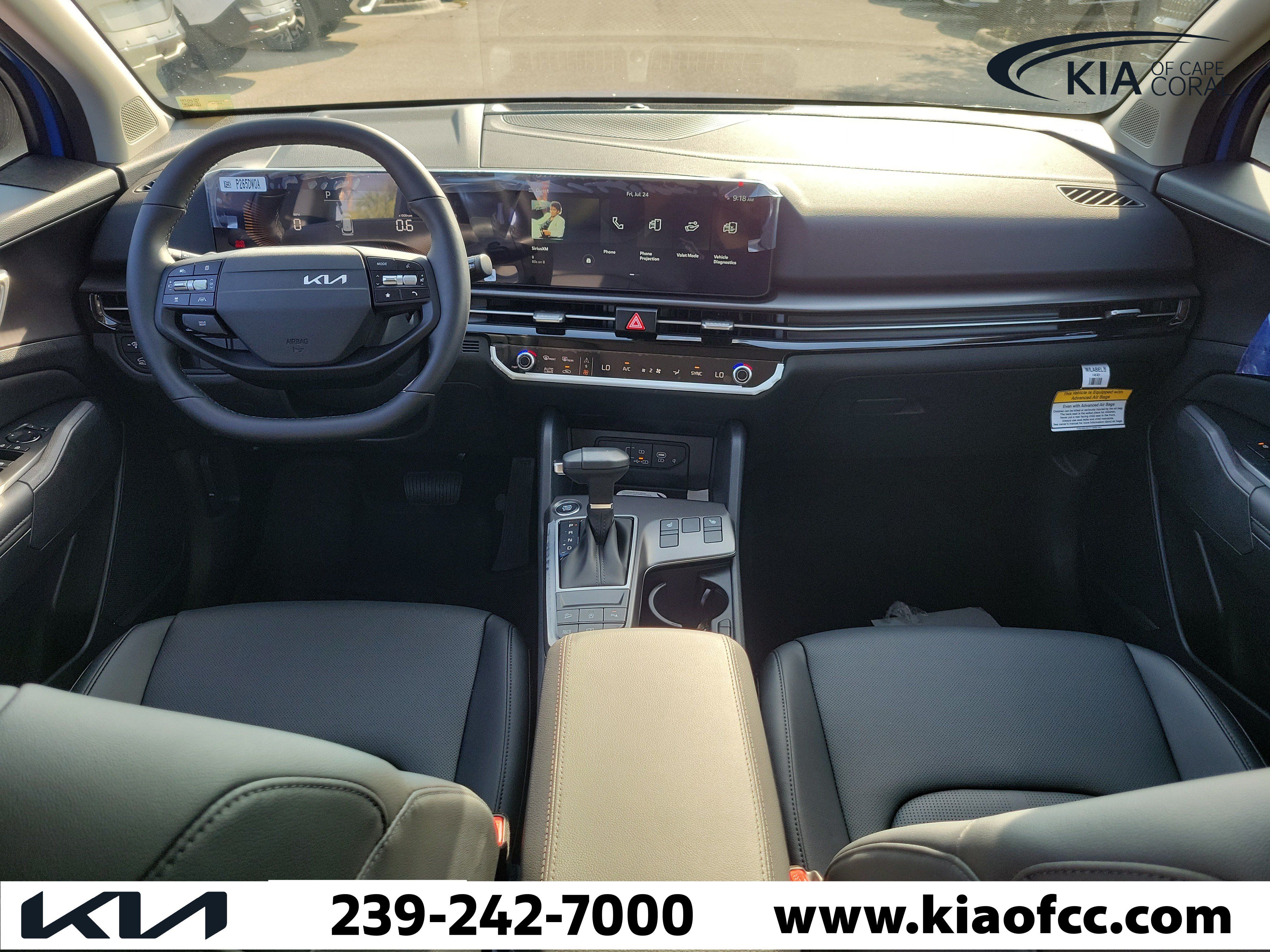 New 2026 Kia Sportage EX w/ EX Panorama Roof Package FWD image 15