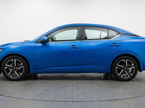 Used 2025 Nissan Sentra SV FWD image 5