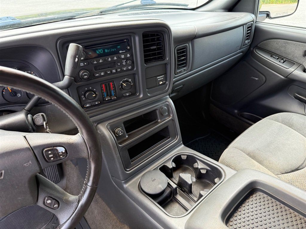 Used 2003 Chevrolet Silverado 1500 LS w/ Off-Road Package AWD/4WD image 15