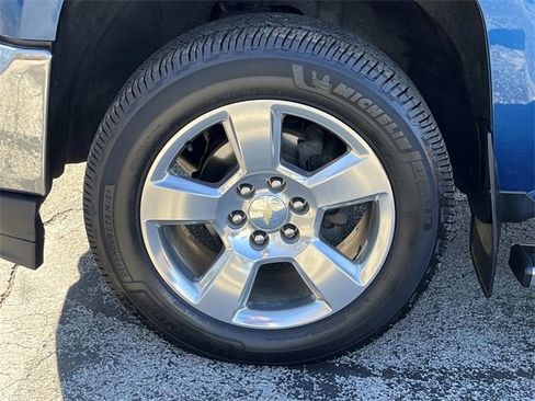 Used 2018 Chevrolet Silverado 1500 LT w/ Texas Edition image 11