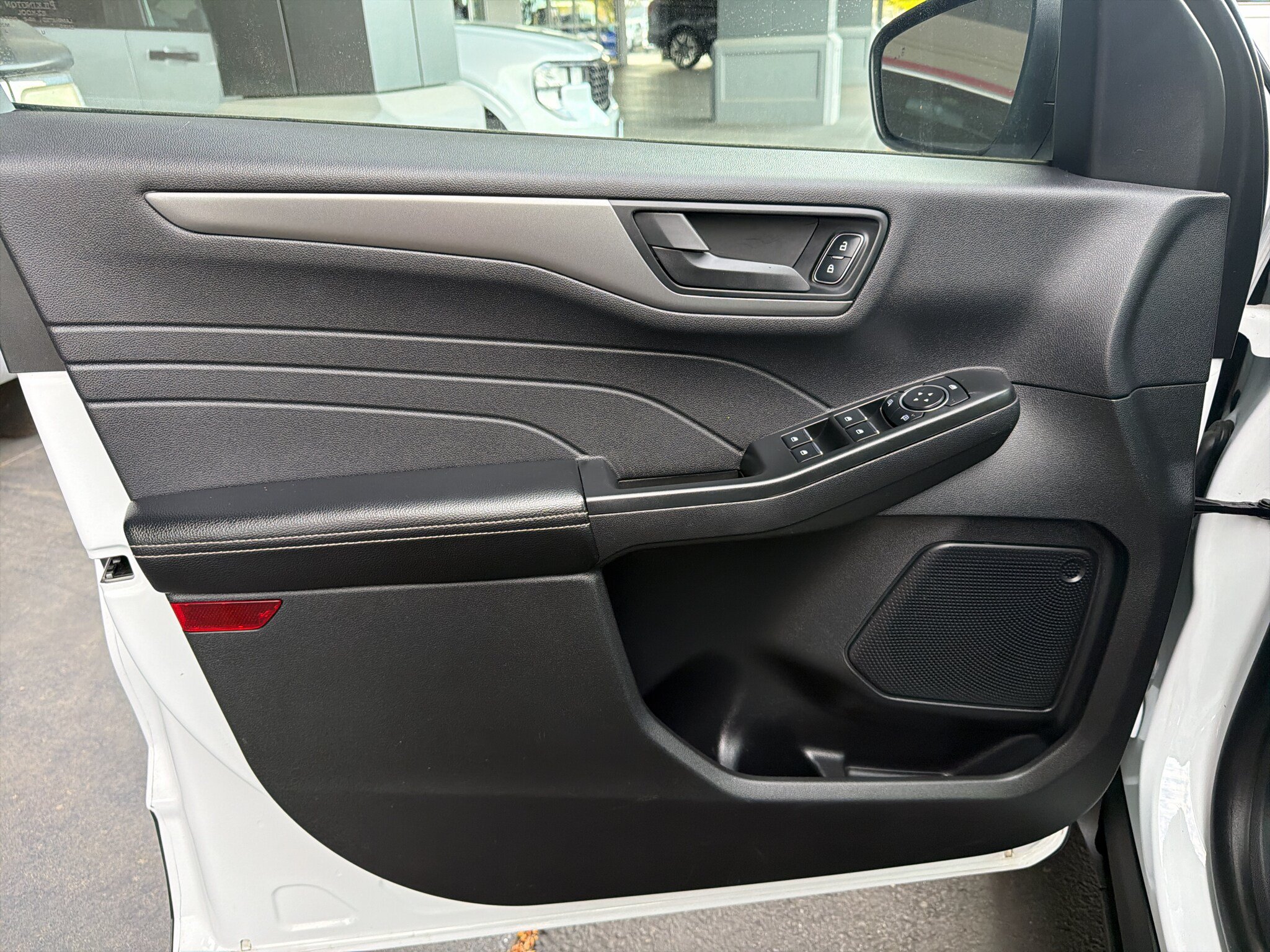 Certified 2025 Ford Escape Active AWD/4WD image 14