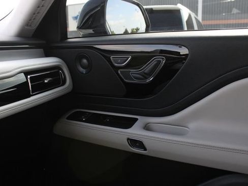 New 2026 Lincoln Aviator Reserve AWD/4WD image 49