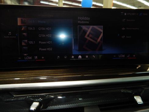 Used 2025 BMW X6 xDrive40i image 26