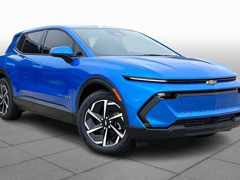 New 2026 Chevrolet Equinox EV LT w/ Comfort Package image 3