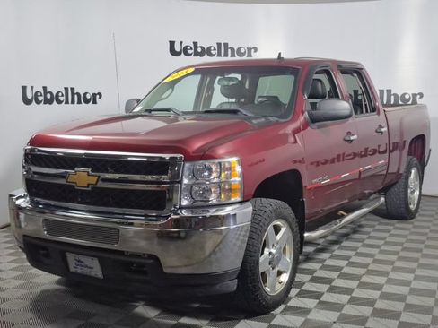 Used 2013 Chevrolet Silverado 2500 LT w/ Suspension Package, Off-Road AWD/4WD image 3