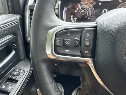 Used 2025 RAM 2500 Laramie AWD/4WD image 23