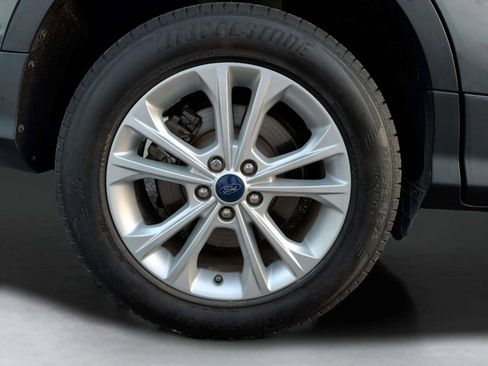 Used 2018 Ford Escape SE w/ SE Sync 3 Package image 37