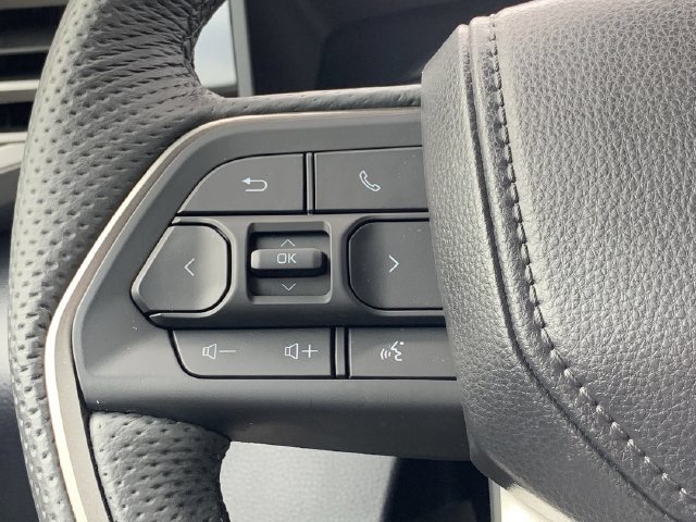 Used 2025 Toyota Tundra SR5 w/ SR5 Premium Package RWD image 24