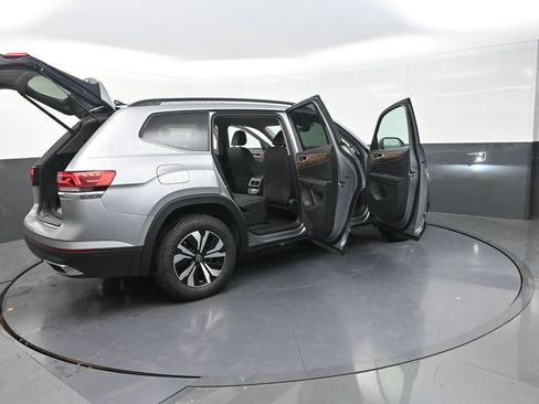 Used 2026 Volkswagen Atlas SE AWD/4WD image 37