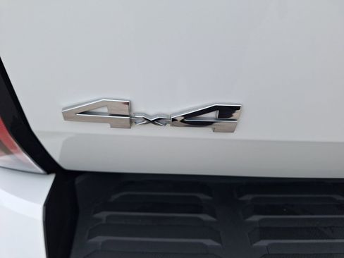 Used 2024 Toyota Tundra Limited AWD/4WD image 12