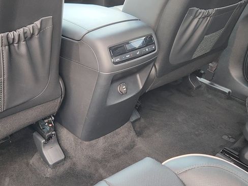 Used 2025 Hyundai Palisade SEL AWD/4WD image 17