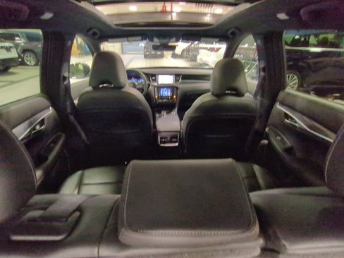 Used 2023 INFINITI QX50 Sport image 35