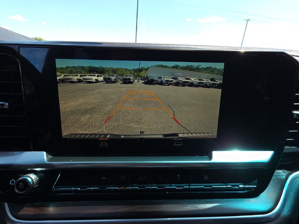 Used 2022 GMC Sierra 1500 SLT w/ SLT Convenience Package AWD/4WD image 24