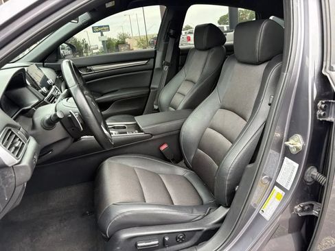 Used 2019 Honda Accord Sport image 19