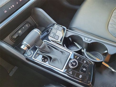 Used 2024 Kia Sportage X-Line w/ X-Line Premium Package image 20