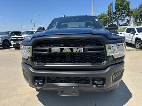 Used 2022 RAM 3500 Tradesman AWD/4WD image 10