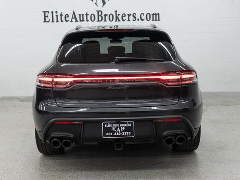 Used 2023 Porsche Macan Turbo image 3