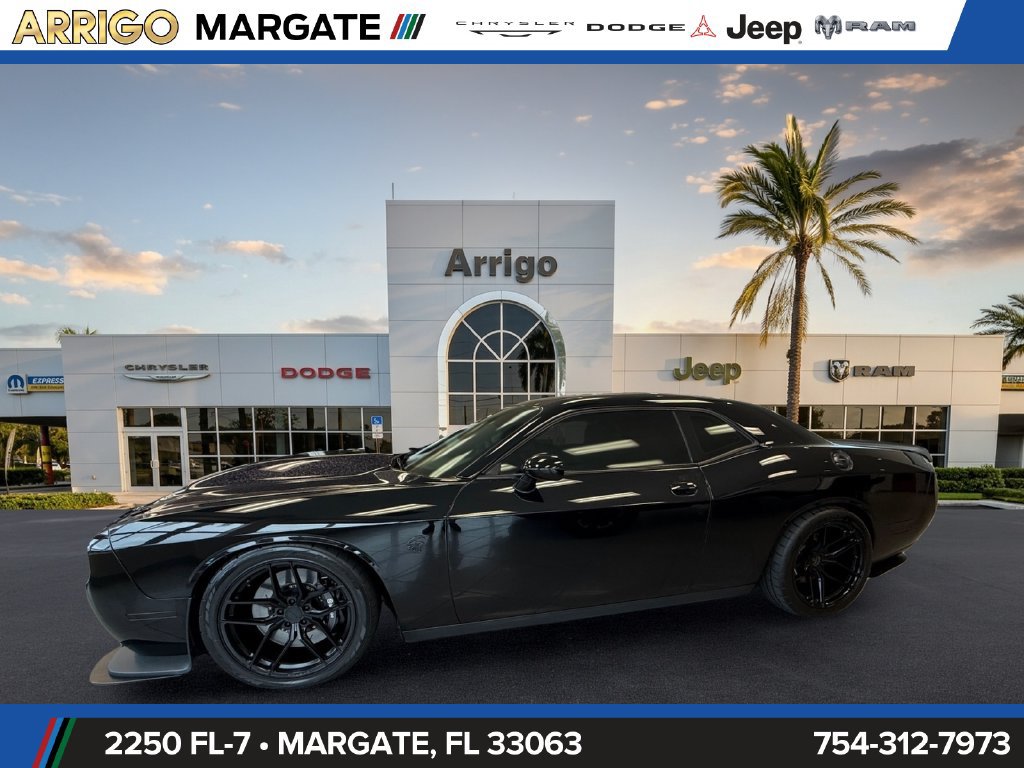 Used 2019 Dodge Challenger SRT Hellcat Redeye RWD image 4