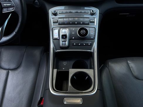 Used 2021 Hyundai Santa Fe Limited w/ Cargo Package FWD image 13