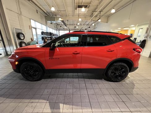 New 2025 Chevrolet Blazer LT w/ Midnight/Sport Edition image 4