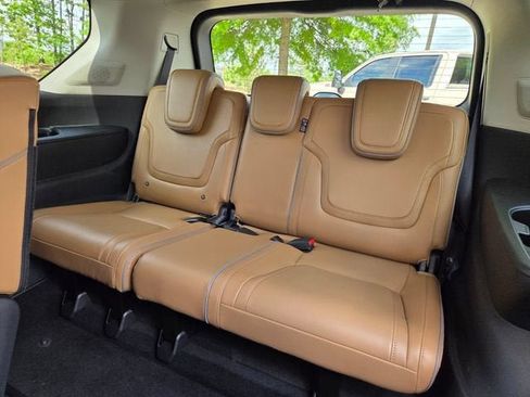 Used 2025 INFINITI QX80 Luxe w/ Cargo Package RWD image 15