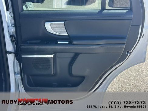 Used 2025 Ford Expedition Platinum AWD/4WD image 25