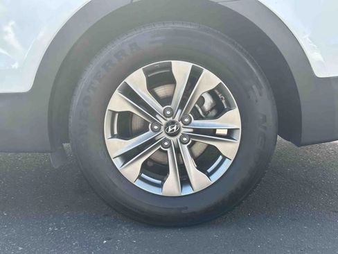 Used 2014 Hyundai Santa Fe Sport image 26