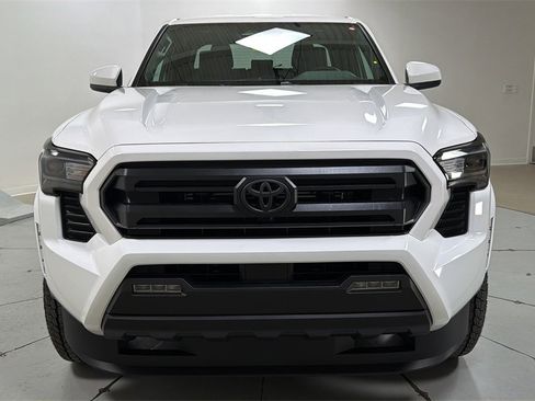 New 2026 Toyota Tacoma SR5 image 2