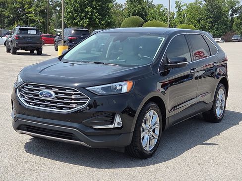 Used 2023 Ford Edge Titanium w/ Cargo Accessory Package AWD/4WD image 2