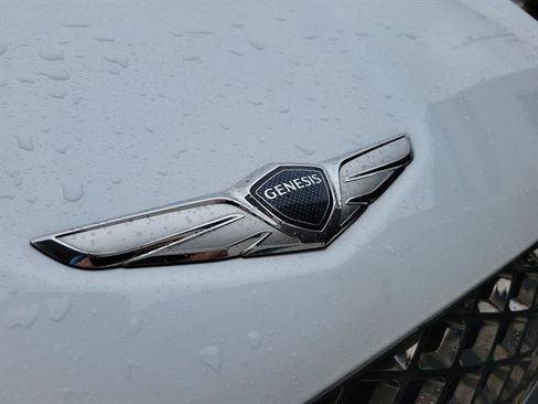 Used 2025 Genesis GV70 2.5T AWD/4WD image 3