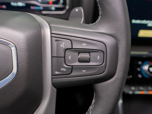 Used 2025 GMC Sierra 1500 Denali w/ Technology Package image 32