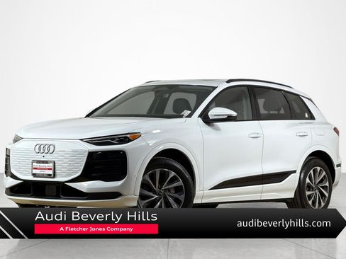 Used 2025 Audi Q6 e-tron Premium w/ Convenience Package AWD/4WD image 1