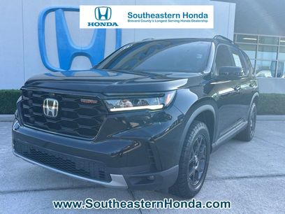 Used 2025 Honda Pilot TrailSport