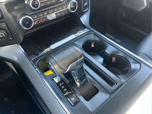 Used 2022 Ford F150 Lariat w/ Equipment Group 502A High image 46