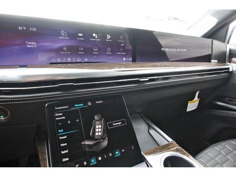 New 2026 Cadillac Escalade Platinum Sport image 17
