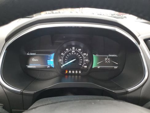 Used 2020 Ford Edge Titanium w/ Equipment Group 301A image 25