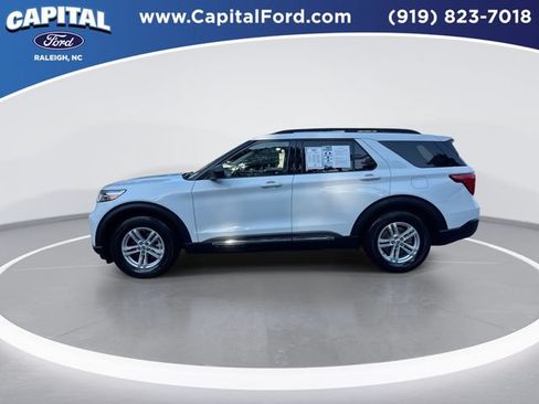 Used 2021 Ford Explorer XLT w/ Equipment Group 202A RWD image 5
